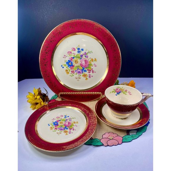 Aristocrat by Salem century maroon set 4 pieces, tea cup set, 23K gold encrusted - Picture 15 of 16